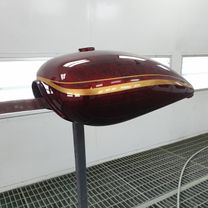 Yamaha Stryker 1300 gold stripes red marble candy 17