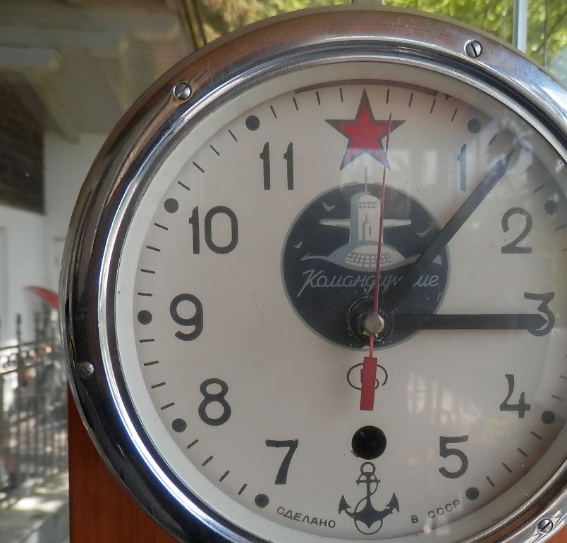 Wenn diese Uhr unter Wasser ist, schaut sowieso keiner mehr hin......