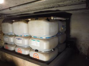 6 x 1.000 Liter HDPE 940 €