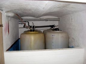 2 x 2.000 Liter HDPE 770 €