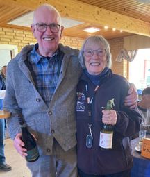 Hanne og Hans 2 glade vindere