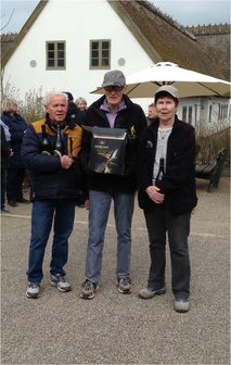Vinder af årets opstarts-petanque Frede,  nr. 2 Heine, og nr. 3 Inga