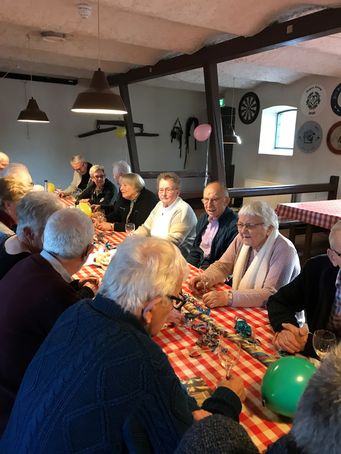Hestestalden var festligt pyntet op