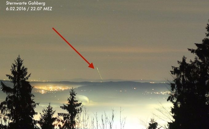 Lysfænomenet over Danmark blev fotograferet så langt borte fra som her østrigske Sternwarte Gahberg på 900 kms afstand.