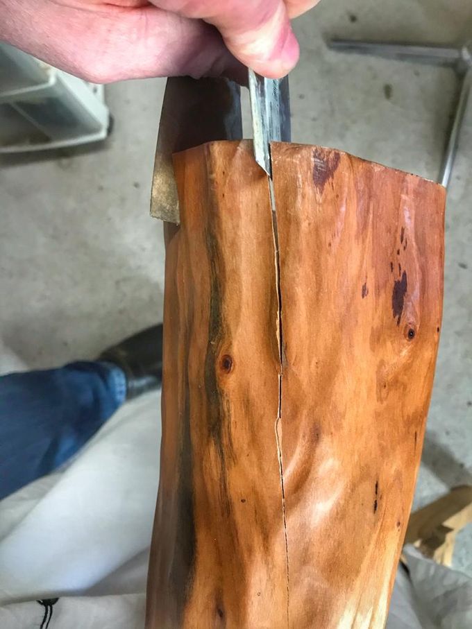 Reparatie van een grote dubbele scheur.