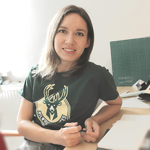 papierové kvety umenie z papiera Košice Bratislava showroom, výklady, výstavy, inšťalácie, 3D obrazy priestorové dekorácie
