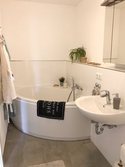 Trift 17B, Vollbad-2