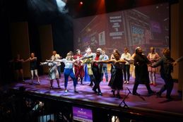 Mad About Musicals P Wilkinson (13)