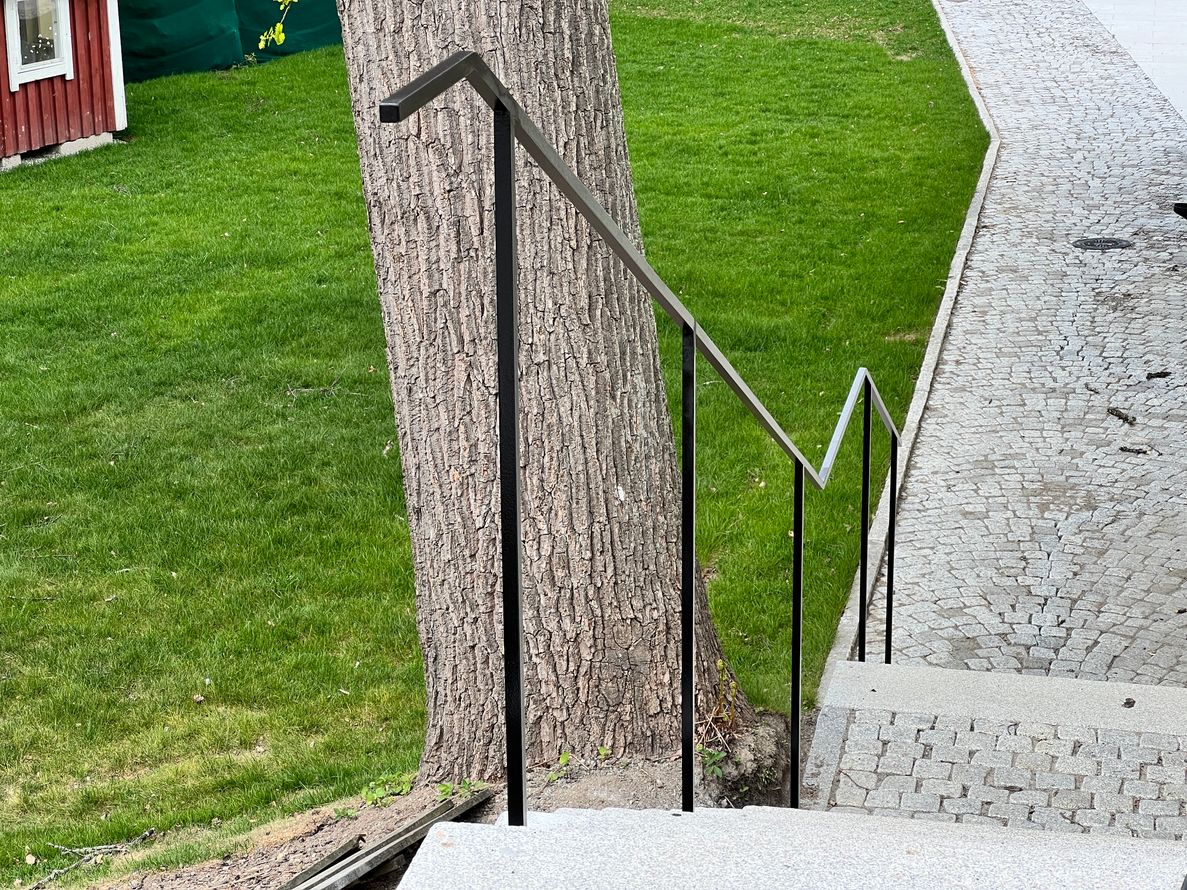 Trappräcke med fyrakantstång