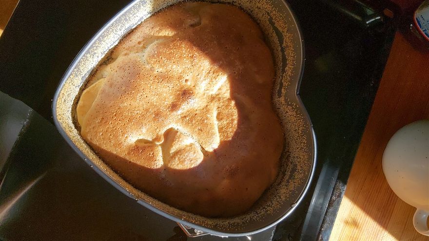 Sharlotka, Russian Apple cake