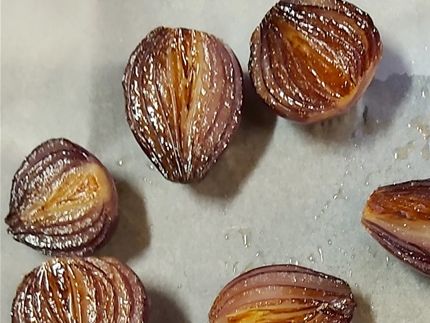 Charred red onions