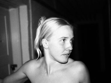  Mysterious woman
