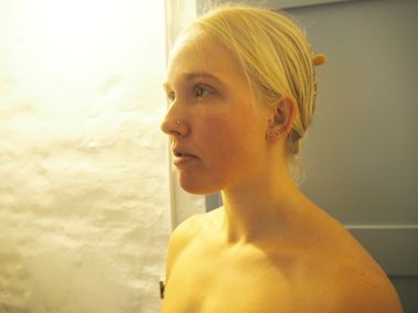  Mysterious woman
