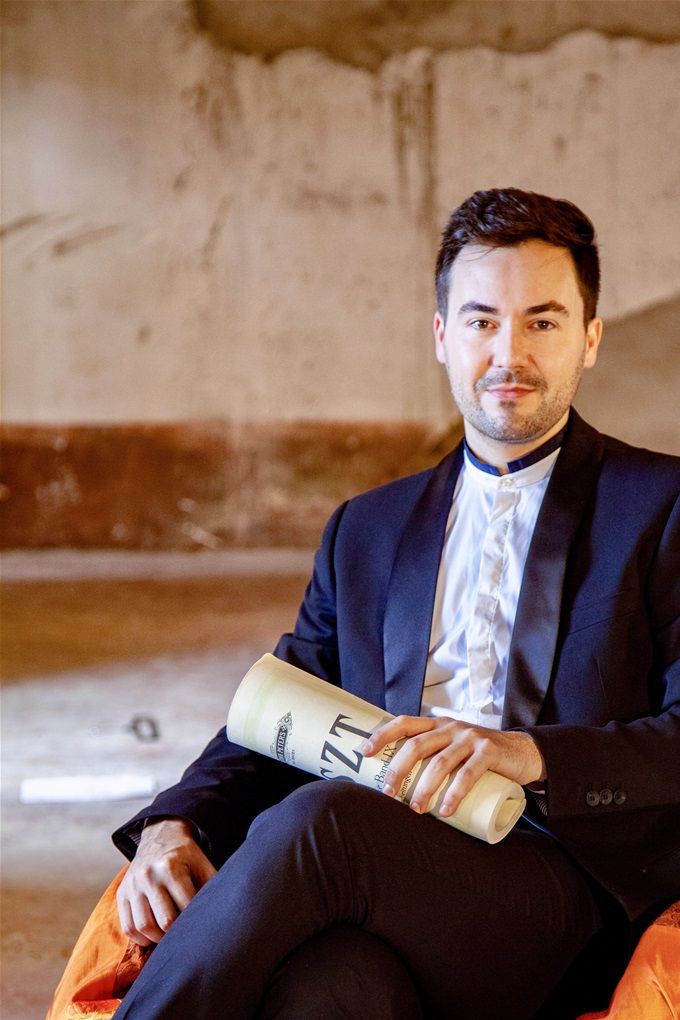 Romain Guilhem, 
Pianiste originaire de Narbonne.