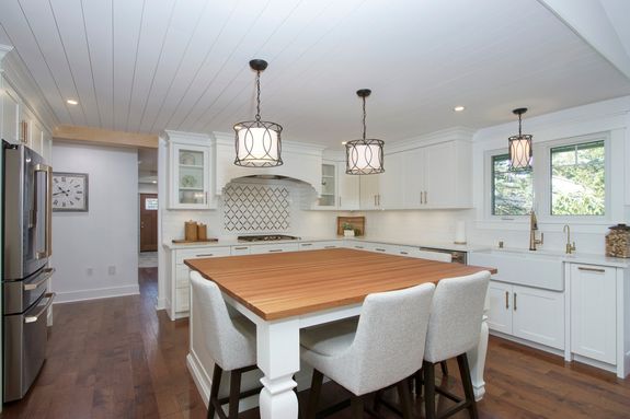 126 Devon St Stratford ON N5A-print-017-018-Kitchen-4200x2800-300dpi