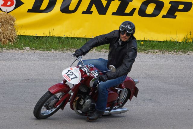 andreas scharner - puch 250 sgs - nußdorf 2013
(bruder von paul scharner)