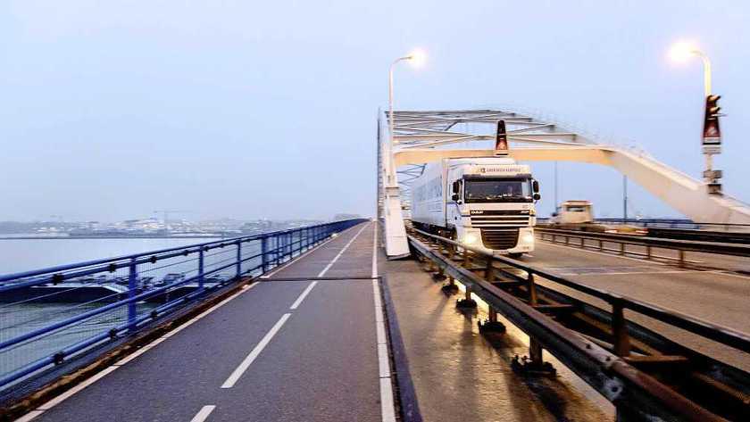 Sluizen en Bruggen, achterstallig onderhoud