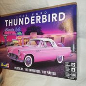 1956 Ford Thunderbird. Revell.