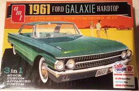 1961 Ford Galaxie AMT