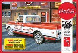 1972 Chevy pickup m. Läskautomat och backar. "Coca-Cola".AMT.