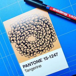 Pantone3