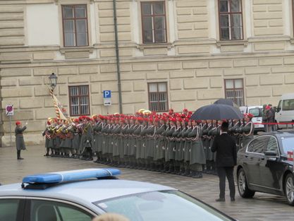 20171205_092008000_iOS