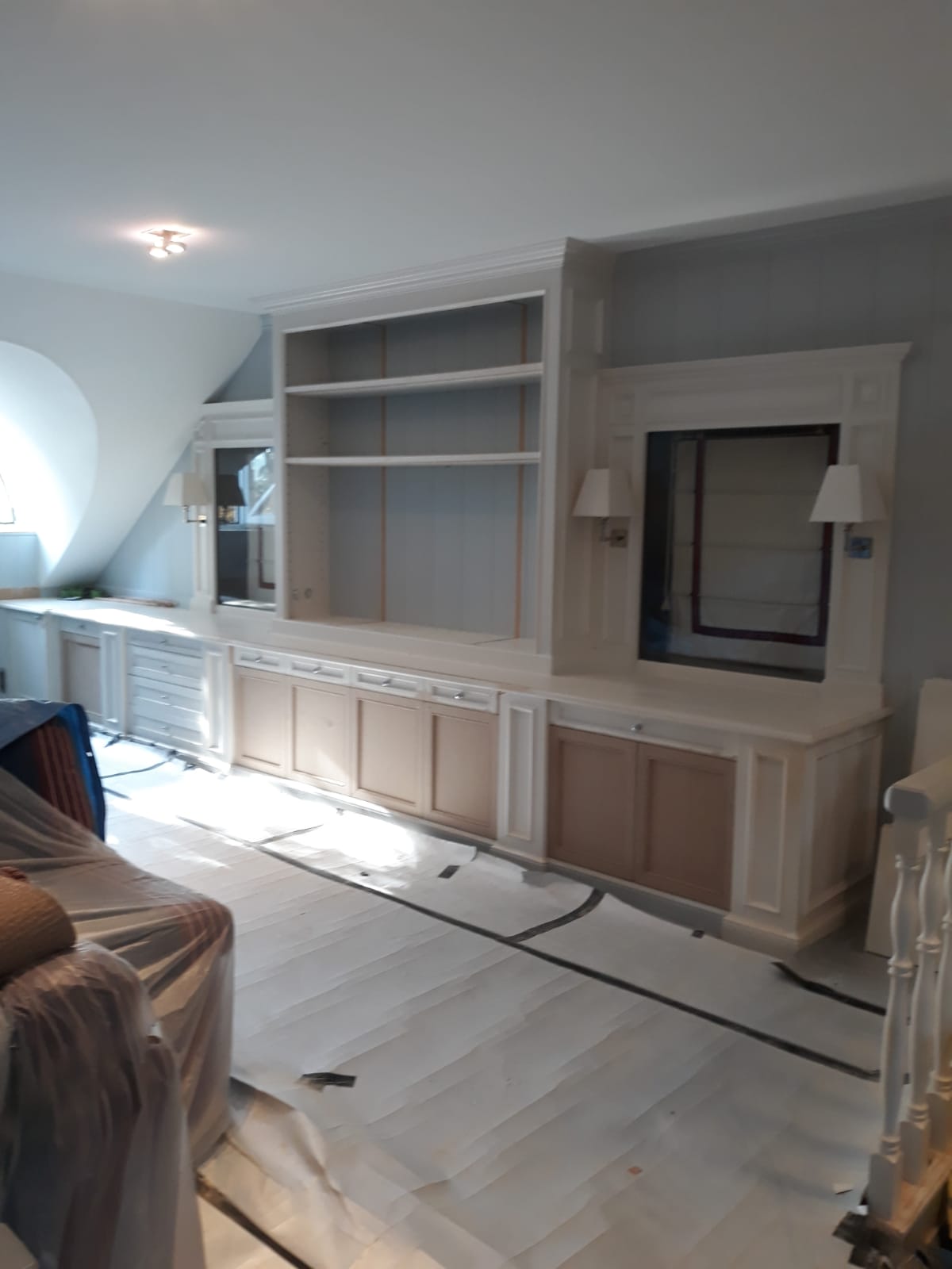 Meuble TV sur mesure en bois 