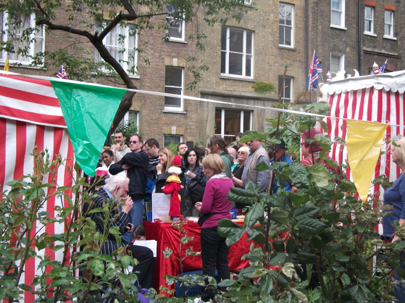 punch and judy club may fayre london 2012 (353)