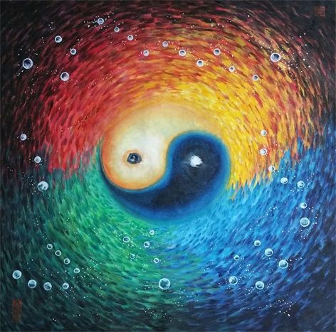 《玄彩太极图》：“太极”是中国古代哲学用以说明世界本原的概念，是中国文化的思想根源，是宇宙规律的形象表现。一阴一阳谓之道，绘画艺术也有阴阳之道。阳者，外观明视，具象﹔阴者，内观隐视，非象。绘画艺术无外乎表现两个极象，一是反映客观对象的物象；二是反映主观感受的心象。绘画创作是在探索两个极象之间变化的规律，在“象”与“非象”之间任意滑动，寻求阴阳平衡的和谐美，因此绘画艺术也是认知世界、揭示宇宙规律的科学实践。 这是画家蒲洧的代表作品《玄彩太极图》，首次运用玄彩法表现中国太极文化的宇宙观。据说，中国远古圣贤伏羲在洛河边，看见水中浮起一只乌龟，龟背上刻有天象九星图，因此受到启示演绎出了太极八卦。此图内含洛河九星，万鱼竞游，玄色变幻，深邃莫测，逆时针旋转极具收纳聚合的能量。