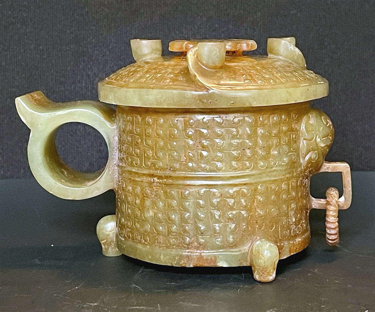 商周・古和田玉・高古玉彫・獣首銜環耳四足鳥