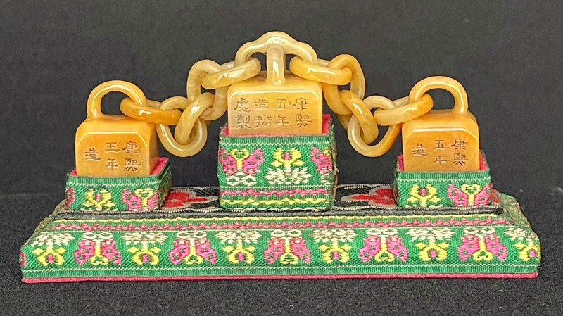 ◆『清朝 九龍 金銅璽（じ）：金銅印鑑』清朝時代皇帝印◆検）玉璽 乾隆帝 康熙帝 ◇『清朝 九龍 金銅璽（じ）：金銅印鑑』清朝時代皇帝印◇検