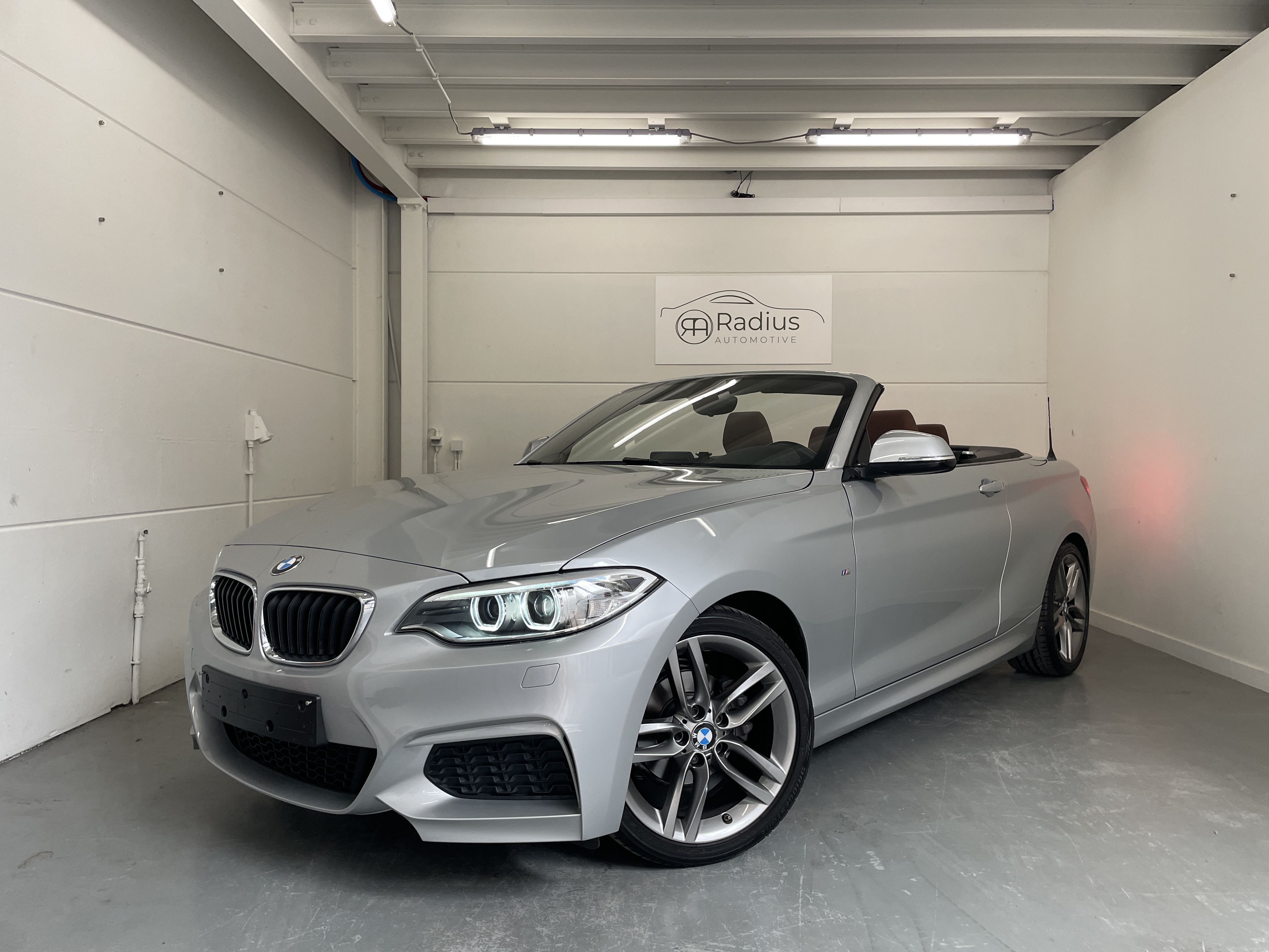 BMW - 218i Cabrio - € 19.999 