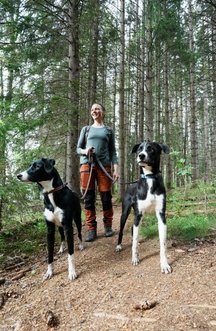 Sara med sin hund Sara med sin hund