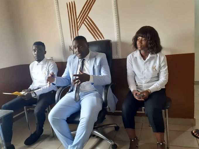 Roger Brice KAMSU, ce 11 décembre 2020, lors de la présentation de KAMCURE DENT Sarl Afrique