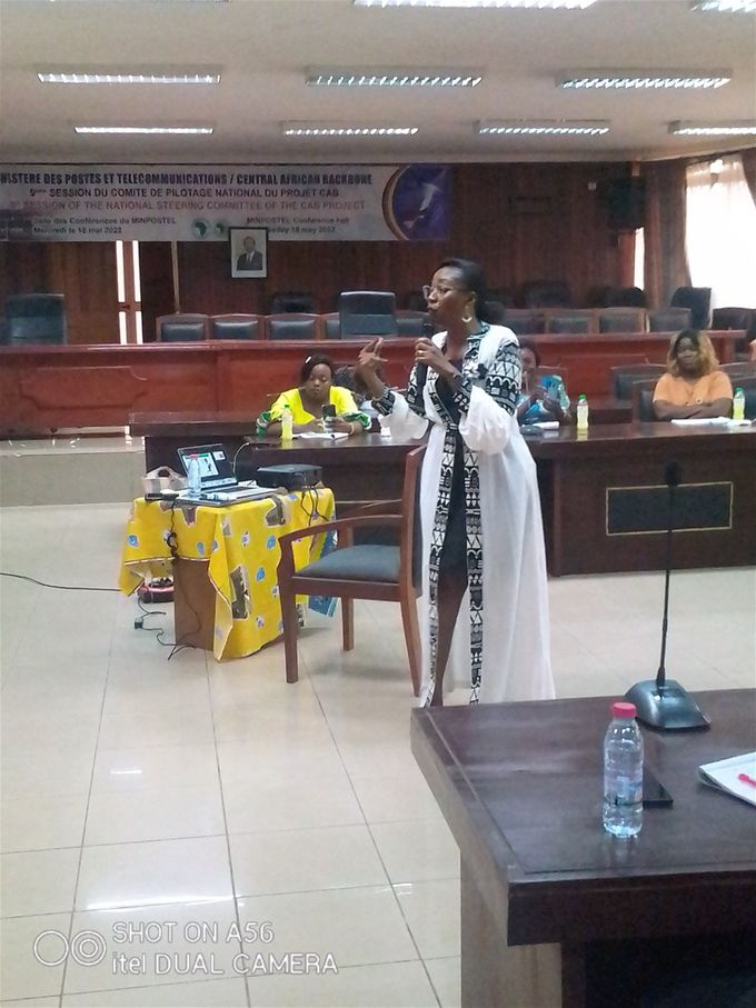HAWA Zoé BITYEKI, experte en éducation financière