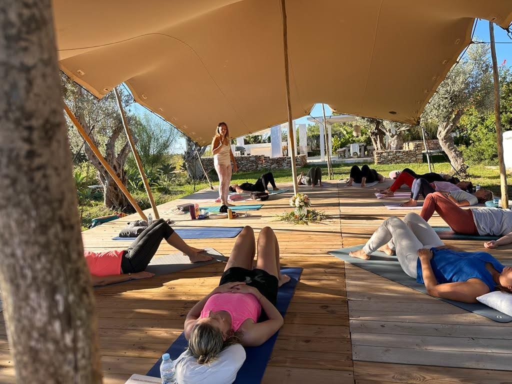 Tent1