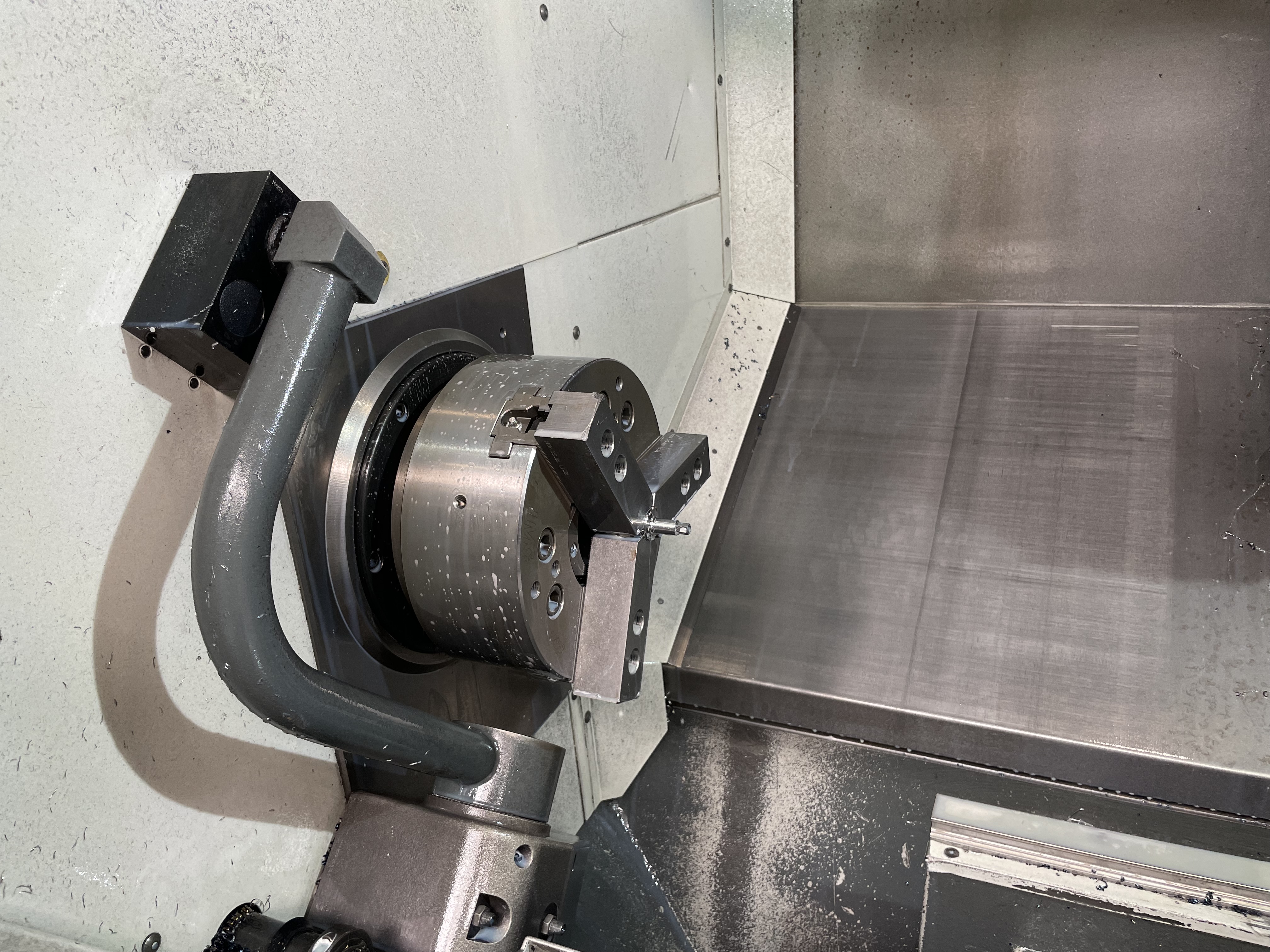 Haas ST-30Y Intern 1