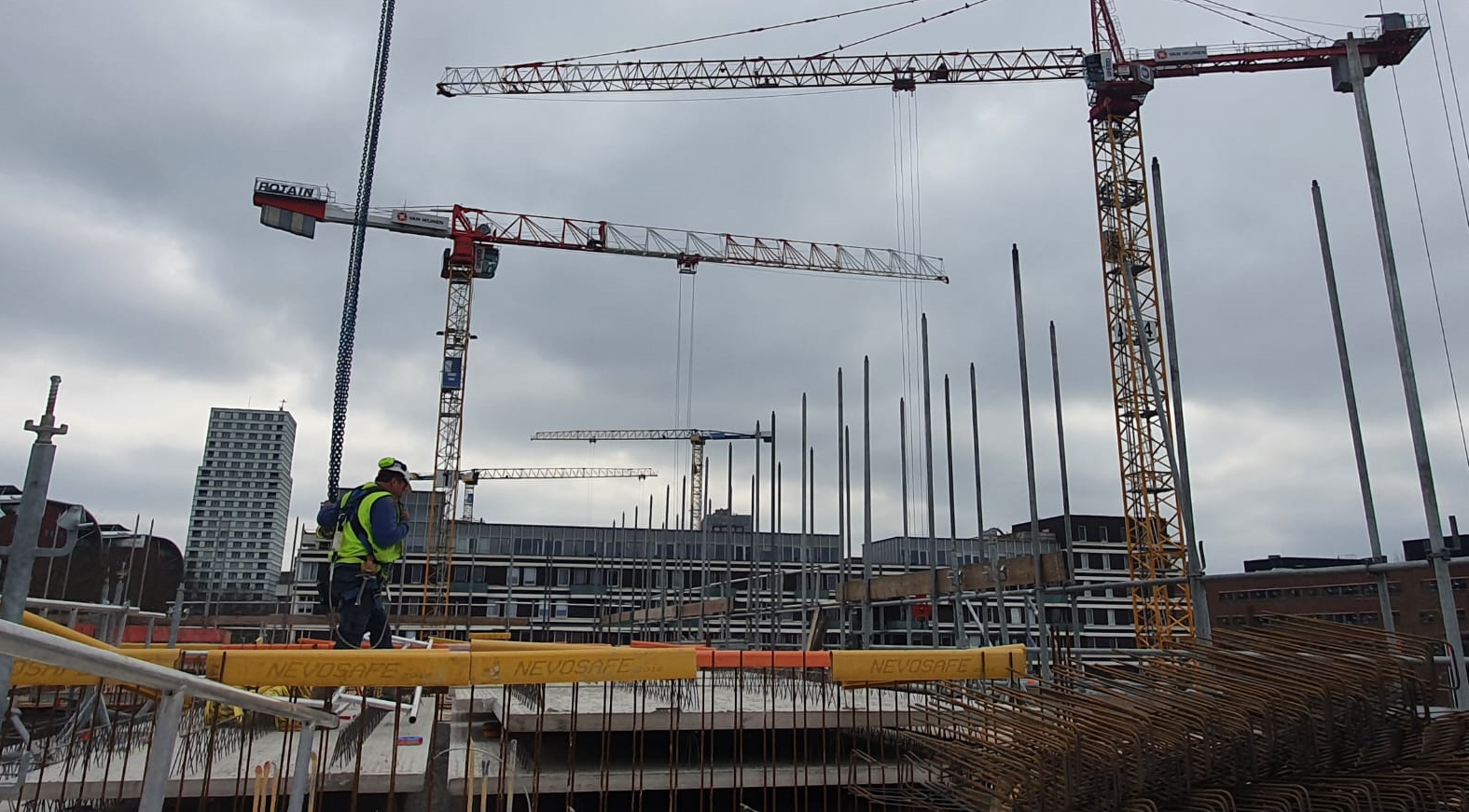 crane 1