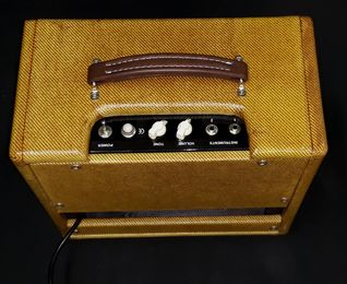 RikstoneC5PretroBack