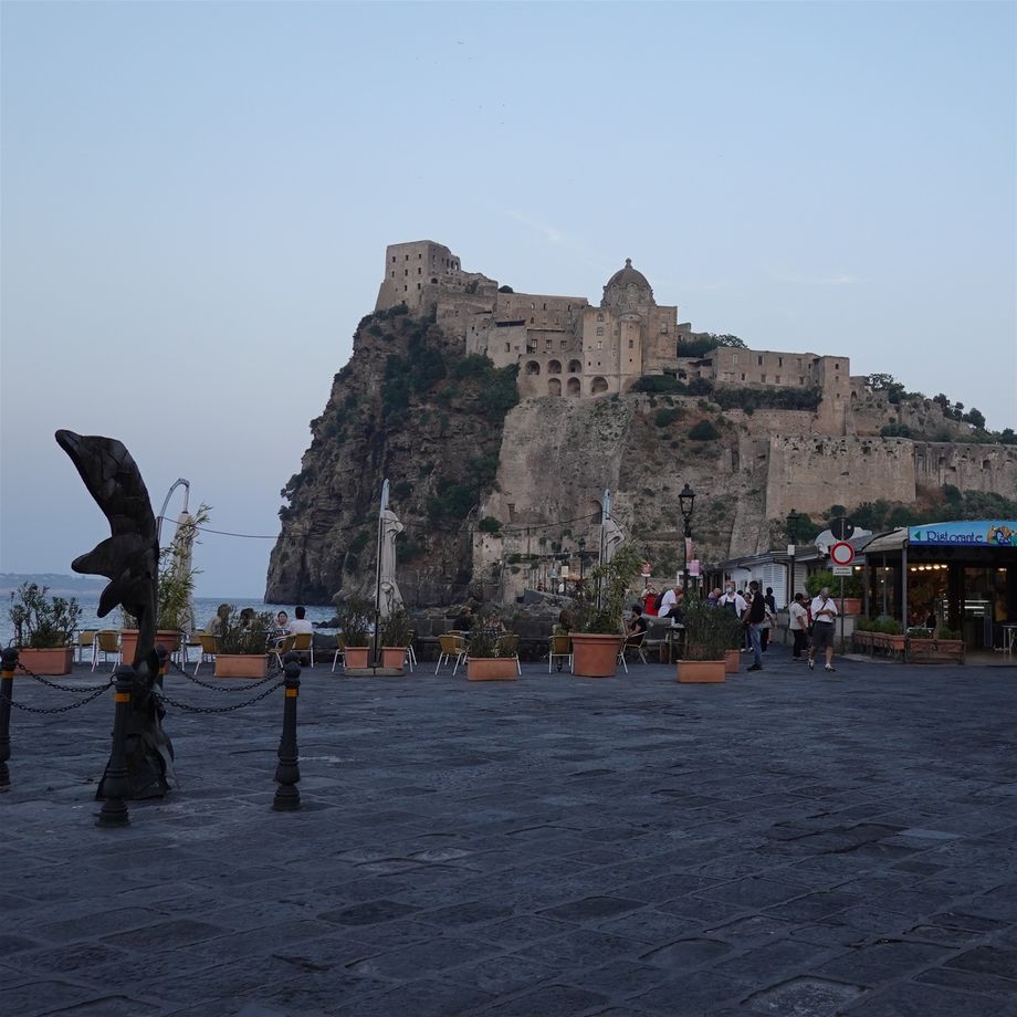 1.10.2021 Ischia. GPS 40.7323728N, 13.9604153E