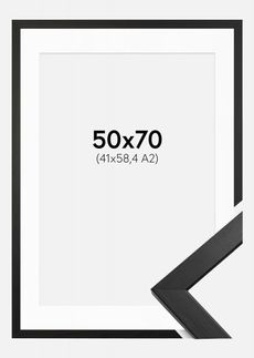 Tavla 50x70, svart ram - 1625 kr