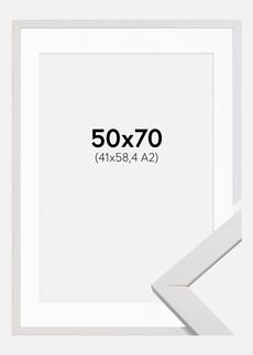 Tavla 50x70, vit ram - 1625 kr