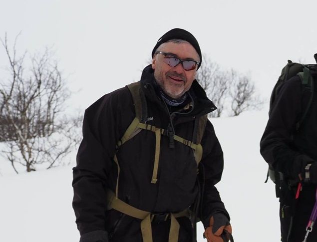 Fra høyre Ole Ingebrigtsen og Jimsrypas iOS, Jim Theodorsen og Jimsrypas Kitty og Terje med Rokkomborres A Bine.  Det ble sølv på laget,- bare hårfint fra toppen av pallen