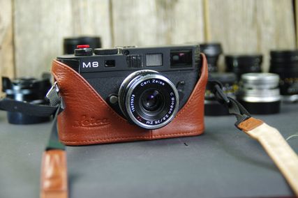 Leica M8