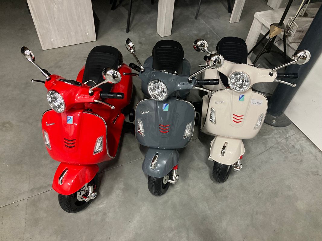 Kinder Vespa