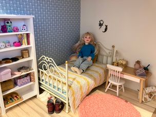 Loris room