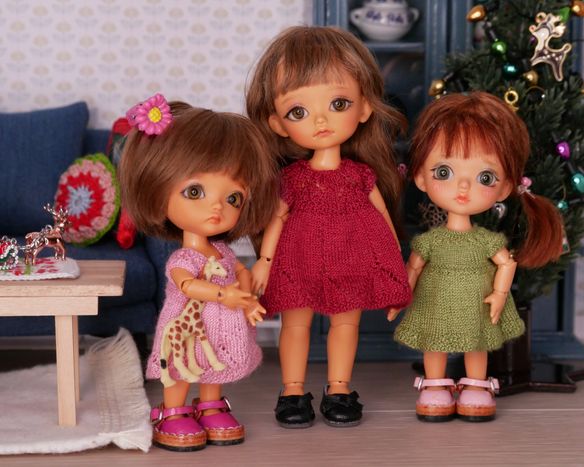 Marie, Annie and Violet.