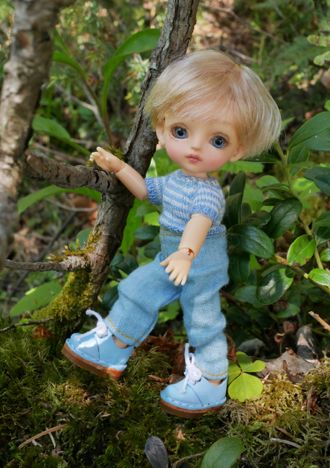 "Do you think I can climb this?"