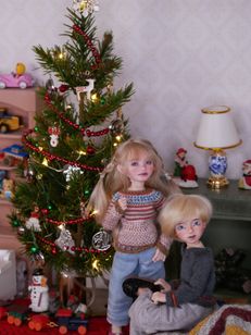 The tree is up.