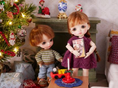 Show us your presents.